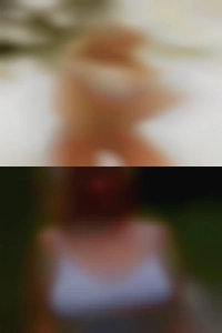If women a couple wish to nude play.