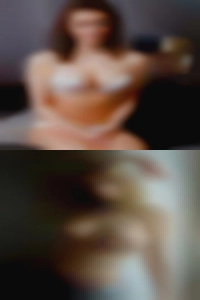 Tasting each others swingers lips.